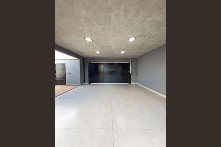 Casa para alugar com 230m², 4 quartos e 2 vagas Casa para alugar com 230m², 4 quartos e 2 vagasGaragem