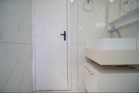 banheiro de casa à venda com 3 quartos, 122m² em Vicentina, São Leopoldo