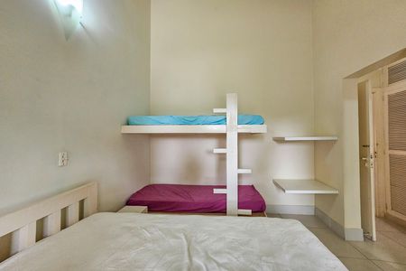 Casa para alugar com 410m², 5 quartos e 5 vagas