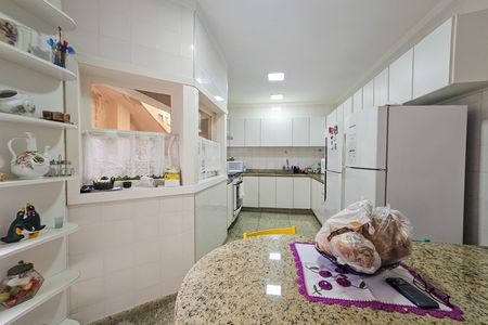 Casa para alugar com 410m², 5 quartos e 5 vagas