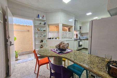 Casa para alugar com 5 quartos, 410m² em Jardim Guaiuba, Guarujá
