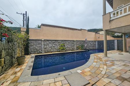 Casa para alugar com 410m², 5 quartos e 5 vagas