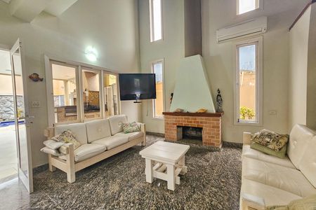 Casa para alugar com 410m², 5 quartos e 5 vagas