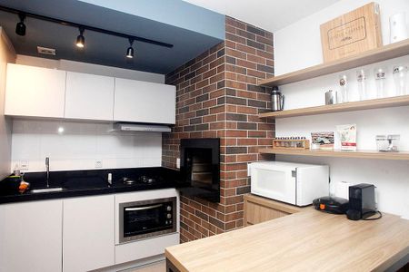 Cozinha + Área de Serviço de apartamento à venda com 2 quartos, 45m² em Centro Histórico, Porto Alegre