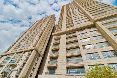 Fachada de apartamento à venda com 3 quartos, 211m² em Real Parque, São Paulo