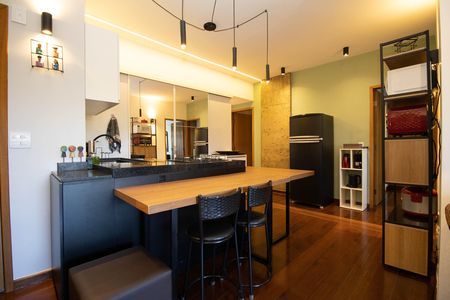 Apartamento para alugar com 87m², 2 quartos e 1 vaga Apartamento para alugar com 87m², 2 quartos e 1 vagaSala