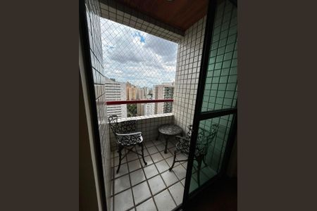 Studio à venda com 40m², 1 quarto e 1 vaga Studio à venda com 40m², 1 quarto e 1 vagaVaranda