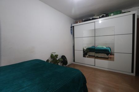 Casa à venda com 151m², 3 quartos e 2 vagasQuarto 1