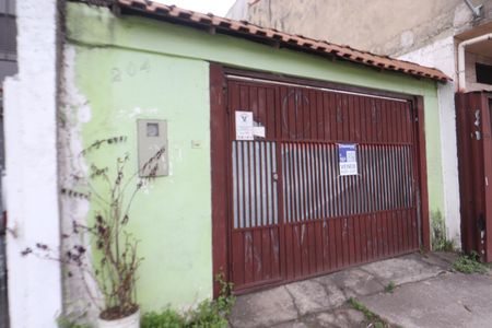 Casa à venda com 151m², 3 quartos e 2 vagasFachada