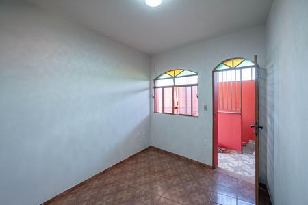 Sala de casa para alugar com 2 quartos, 83m² em Jardim Laguna 3, Contagem
