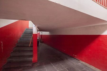 Garagem de casa para alugar com 2 quartos, 83m² em Jardim Laguna 3, Contagem