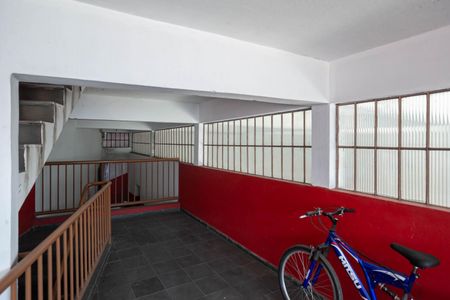 Entrada de casa para alugar com 2 quartos, 83m² em Jardim Laguna 3, Contagem