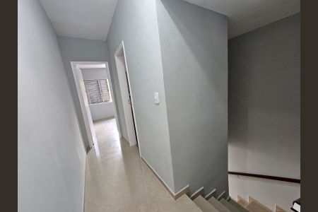 Corredor de casa à venda com 2 quartos, 93m² em Vila Isa, São Paulo