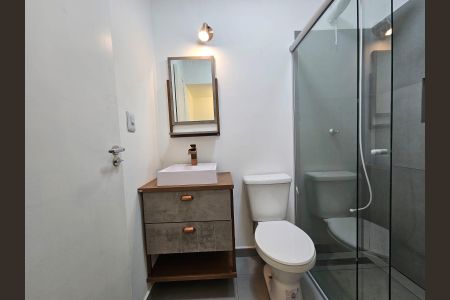 Banheiro de casa à venda com 2 quartos, 93m² em Vila Isa, São Paulo