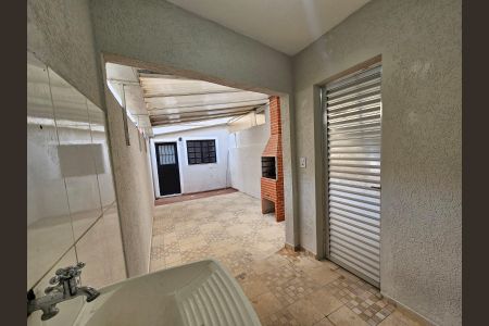 Área externa de casa à venda com 2 quartos, 93m² em Vila Isa, São Paulo