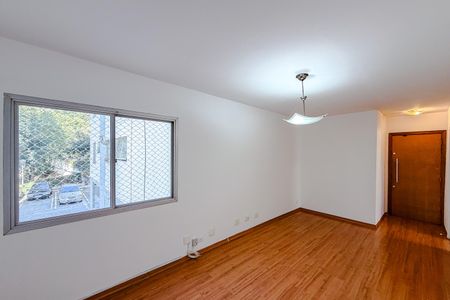 Sala de apartamento para alugar com 3 quartos, 72m² em Vila Monumento, São Paulo