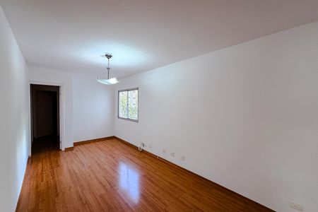 Apartamento para alugar com 3 quartos, 72m² em Vila Monumento, São Paulo