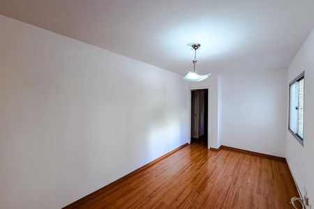 Apartamento para alugar com 72m², 3 quartos e 1 vaga Apartamento para alugar com 72m², 3 quartos e 1 vagaSala