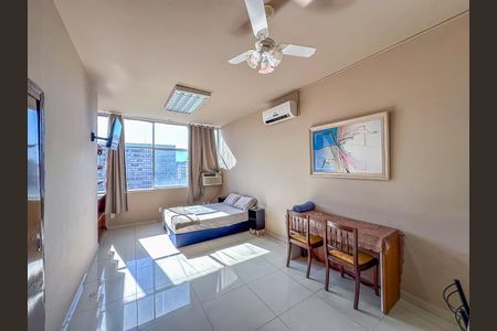 Kitnet/Studio para alugar com 1 quarto, 34m² em Cidade Nova, Rio de Janeiro