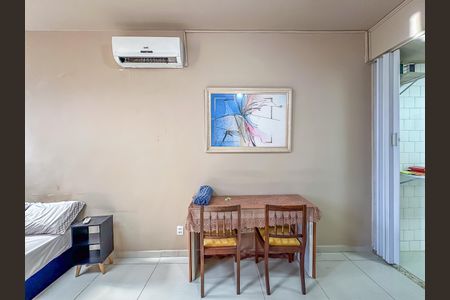Kitnet/Studio para alugar com 1 quarto, 34m² em Cidade Nova, Rio de Janeiro