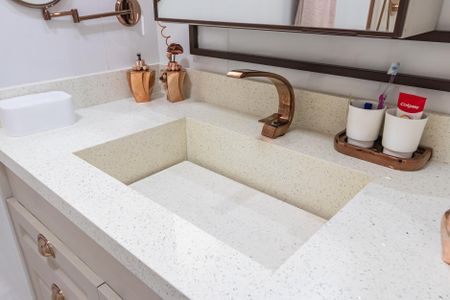 Apartamento à venda com 76m², 3 quartos e 2 vagas Apartamento à venda com 76m², 3 quartos e 2 vagasBanheiro Social