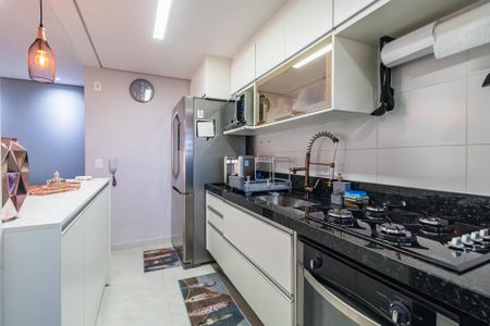 Cozinha de apartamento para alugar com 2 quartos, 76m² em Bethaville I, Barueri