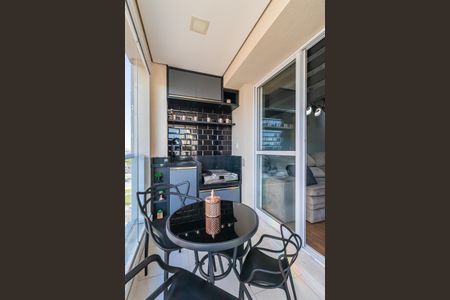 Apartamento à venda com 76m², 3 quartos e 2 vagas Apartamento à venda com 76m², 3 quartos e 2 vagasVaranda