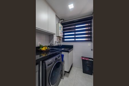 Apartamento à venda com 76m², 3 quartos e 2 vagas Apartamento à venda com 76m², 3 quartos e 2 vagasÁrea de Serviço