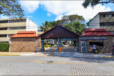 Apartamento à venda com 63m², 2 quartos e 1 vagaFachada do condominio 