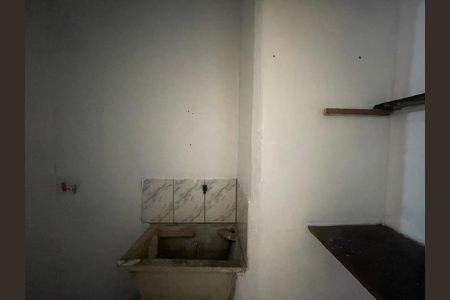 Apartamento para alugar com 42m², 2 quartos e 1 vaga Apartamento para alugar com 42m², 2 quartos e 1 vagaÁrea de serviço