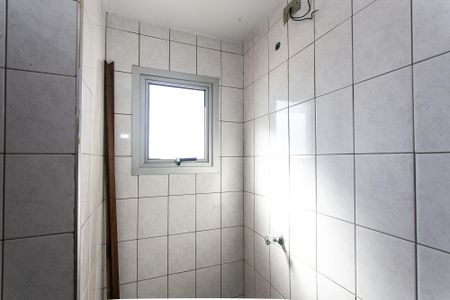 Apartamento à venda com 70m², 3 quartos e 2 vagas Apartamento à venda com 70m², 3 quartos e 2 vagasBanheiro de serviço