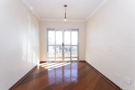 Apartamento à venda com 70m², 3 quartos e 2 vagas Apartamento à venda com 70m², 3 quartos e 2 vagasSala