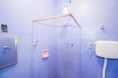 Casa à venda com 46m², 2 quartos e sem vaga Casa à venda com 46m², 2 quartos e sem vagaBanheiro