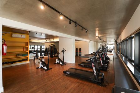 Academia de kitnet/studio para alugar com 0 quarto, 63m² em Santana, São Paulo