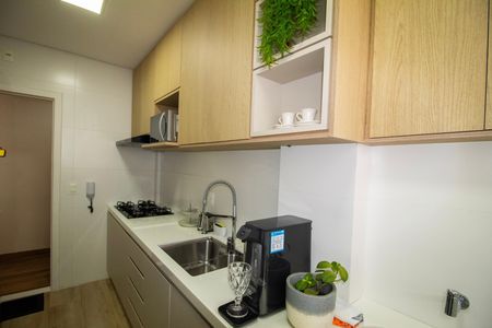 Cozinha e Área de Serviço de apartamento à venda com 3 quartos, 98m² em Jardim América, Belo Horizonte