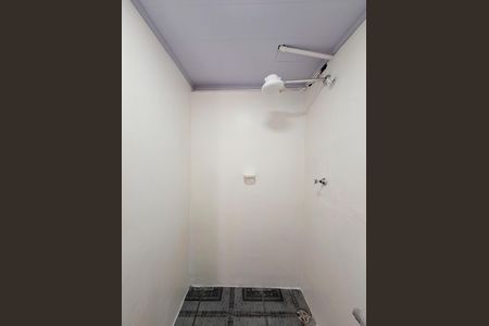 Banheiro de casa para alugar com 2 quartos, 40m² em Lauzane Paulista, São Paulo
