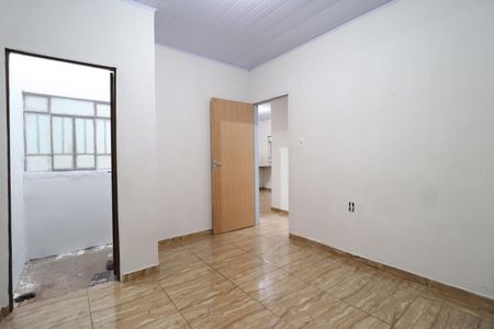 Casa para alugar com 45m², 2 quartos e 1 vagaQuarto 1