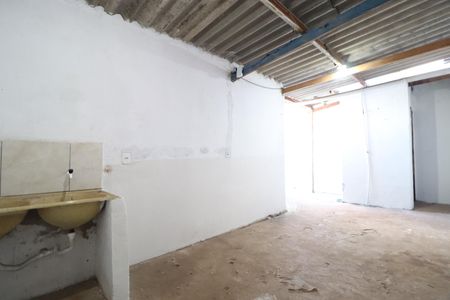 Casa para alugar com 45m², 2 quartos e 1 vagaÁrea de Serviço