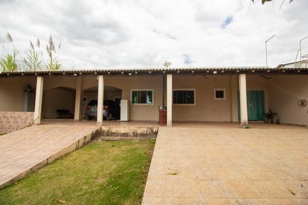 Casa à venda com 5 quartos, 340m² em Colônia Agrícola Vereda Grande, Brasília