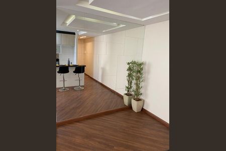 Apartamento para alugar com 55m², 2 quartos e 1 vaga Apartamento para alugar com 55m², 2 quartos e 1 vagaSala