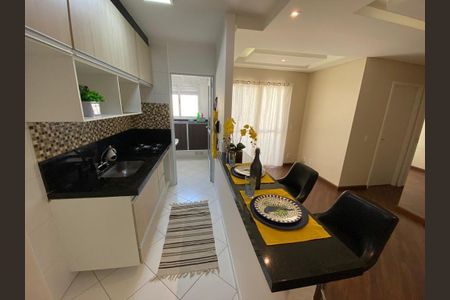 Apartamento para alugar com 55m², 2 quartos e 1 vaga Apartamento para alugar com 55m², 2 quartos e 1 vagaCozinha