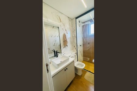 Apartamento à venda com 58m², 2 quartos e 2 vagas Apartamento à venda com 58m², 2 quartos e 2 vagasBanheiro 2