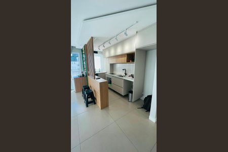 Apartamento à venda com 58m², 2 quartos e 2 vagas Apartamento à venda com 58m², 2 quartos e 2 vagasCozinha