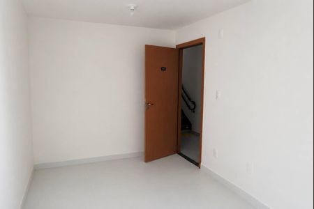 Sala de apartamento para alugar com 2 quartos, 39m² em Chácara Estela, Barueri