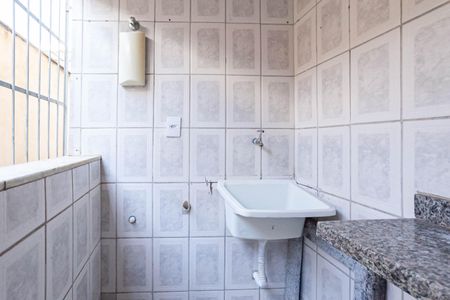 Área de serviço de apartamento à venda com 2 quartos, 55m² em Santa Terezinha, Belo Horizonte