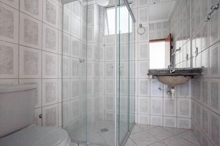 Apartamento à venda com 55m², 2 quartos e 1 vaga Apartamento à venda com 55m², 2 quartos e 1 vagaBanheiro social