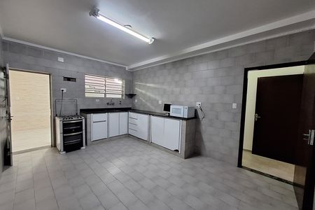 Casa para alugar com 147m², 3 quartos e 2 vagas Casa para alugar com 147m², 3 quartos e 2 vagasCozinha