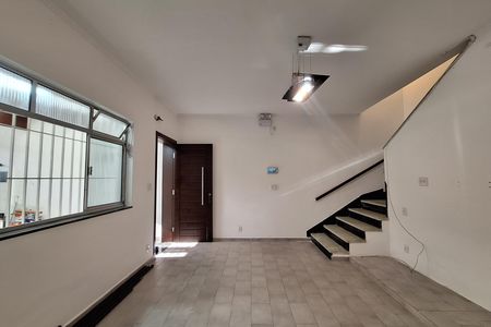 Sala  de casa para alugar com 3 quartos, 147m² em Campestre, Santo André