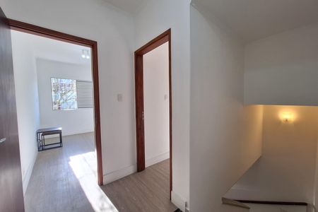 Casa para alugar com 147m², 3 quartos e 2 vagas Casa para alugar com 147m², 3 quartos e 2 vagasCorredor