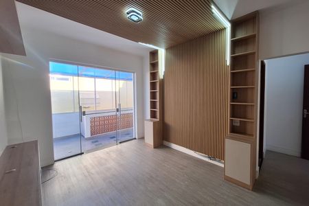 Casa para alugar com 147m², 3 quartos e 2 vagas Casa para alugar com 147m², 3 quartos e 2 vagasSuíte